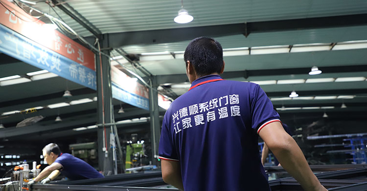 沈陽斷橋鋁門窗的環(huán)保優(yōu)勢：選用可持續(xù)材料與節(jié)能設計，助力綠色建筑與低碳生活