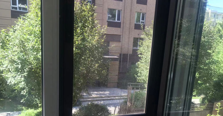 沈陽封陽臺斷橋鋁門窗安裝流程詳解：從選材到施工的每一步，讓您輕松擁有理想陽臺